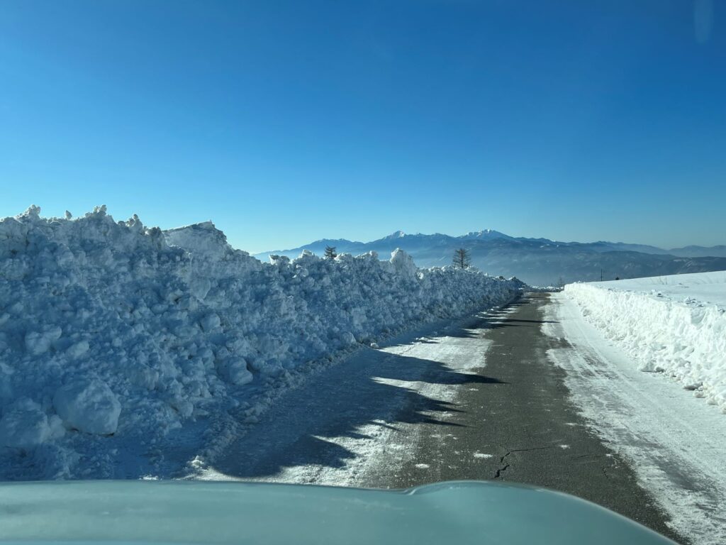 別荘までの道のり
霧ヶ峰高原
積雪情報