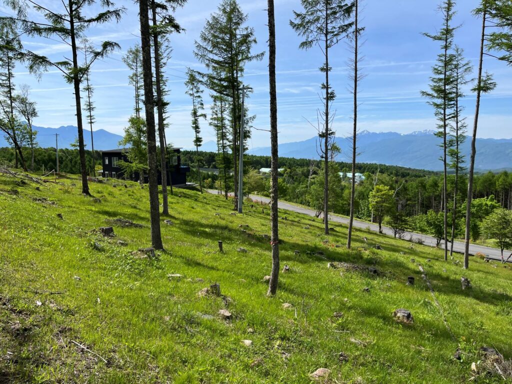 山の見える別荘地