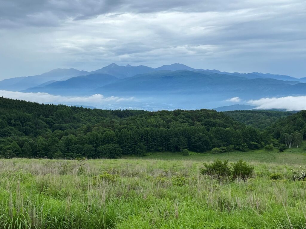 霧ヶ峰　曇空　木曽山脈　中央アルプス　別荘地　南アルプス　赤石山脈