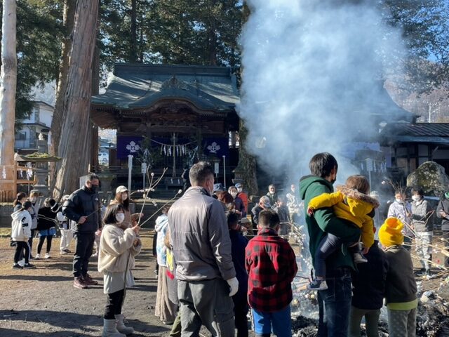 諏訪市
霧ヶ峰
別荘
別荘地
分譲地
ビバルデの丘
スタッフブログ
小正月
どんど焼き
繭玉
まゆ玉
繭飾り
神社
PTA
柳