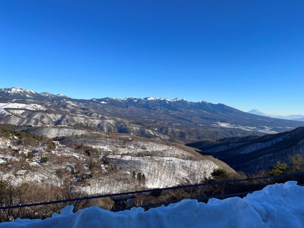 ビーナスライン積雪　霧ヶ峰からの風景　ビーナスラインからの風景