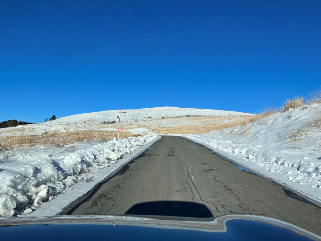 ビーナスライン積雪　霧ヶ峰からの風景　ビーナスラインからの風景