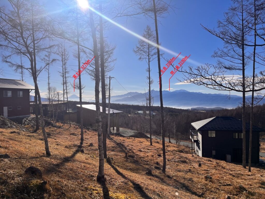 高い山が見える別荘地
日本の高い山トップ３
南アルプスが見える別荘地
富士山が見える別荘地