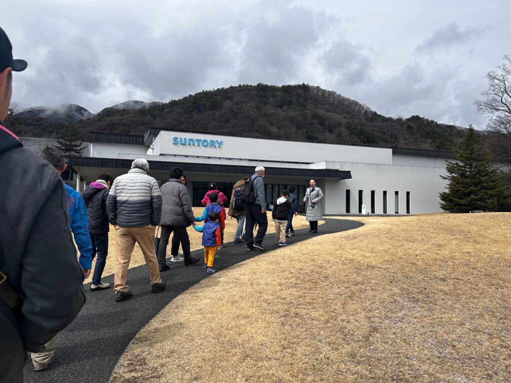 天然水工場見学
白州
サントリー