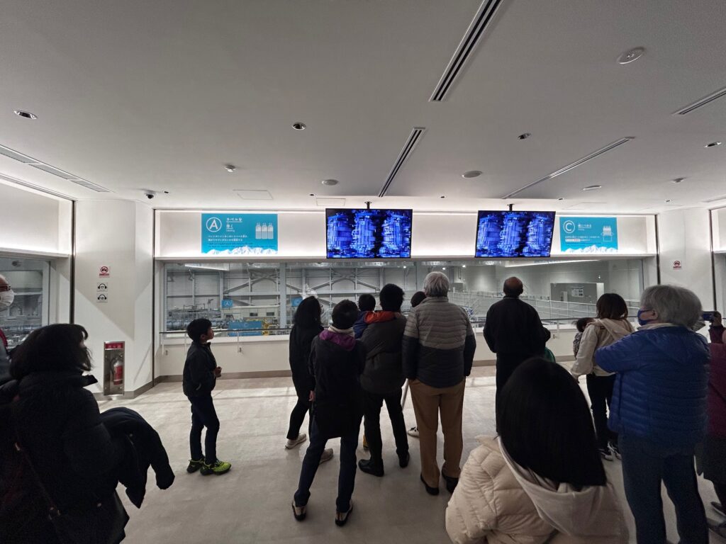 天然水工場見学
白州
サントリー
