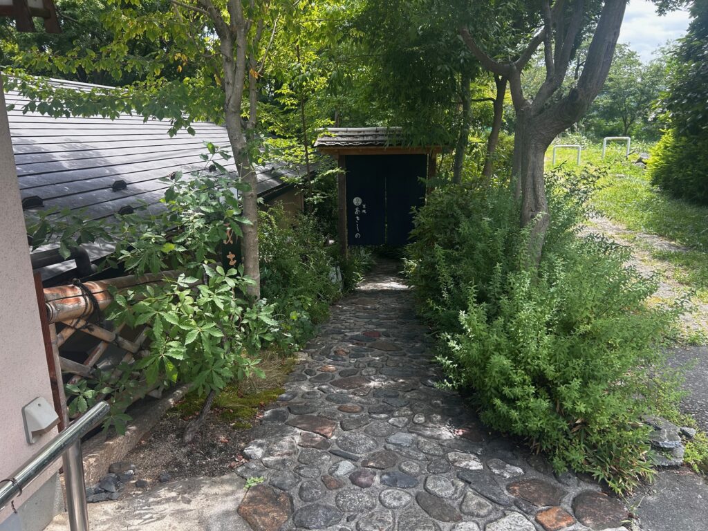 あきしの
岡谷 蕎麦
信州 美味しい店