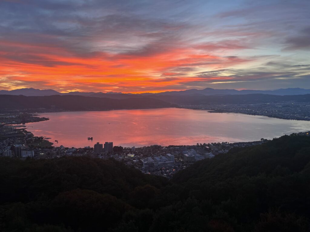諏訪湖
立石公園
夕焼け