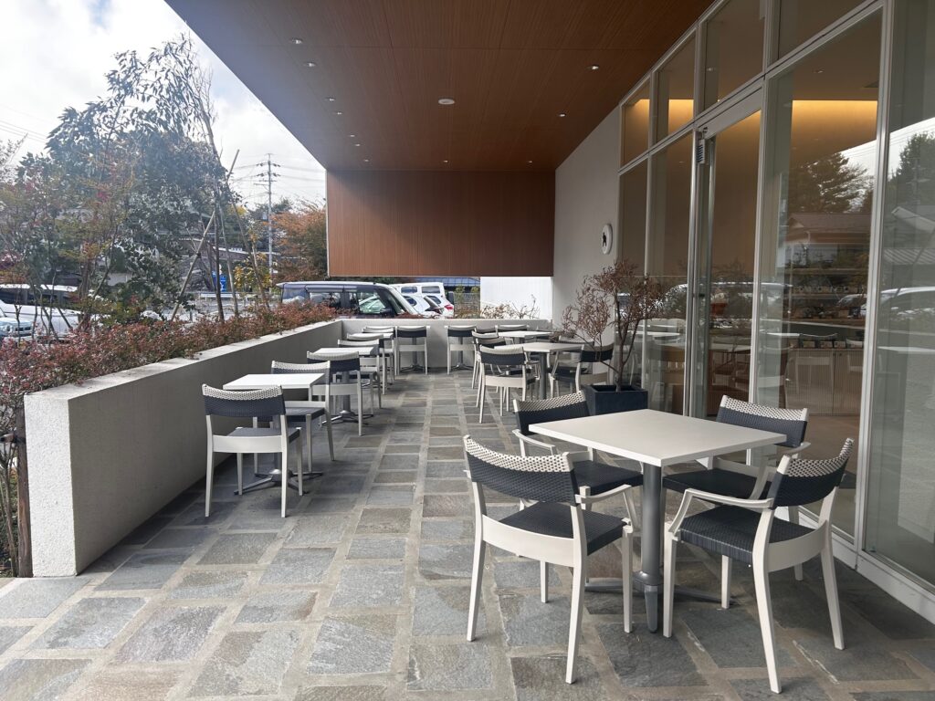 富士見町　キャトルセゾン　
諏訪　観光　休憩
諏訪市　カフェ
企業カフェ　ミクロ発条