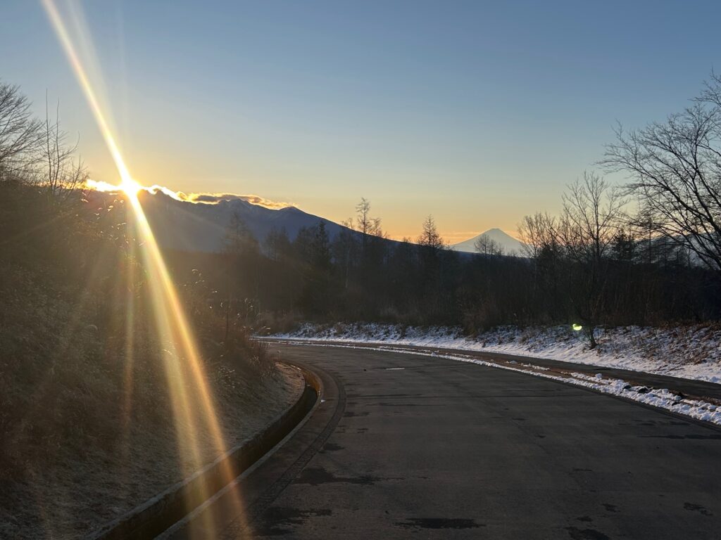 ビバルデ 霧ヶ峰
日の出