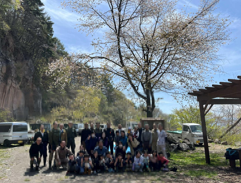 霧ケ峰、幕岩公園、小岩久保、伊藤長七、東山地域里山活性化プロジェクト、桜、諏訪湖、遊歩道、桑原城址、普門寺、四賀、長円寺、モミジ