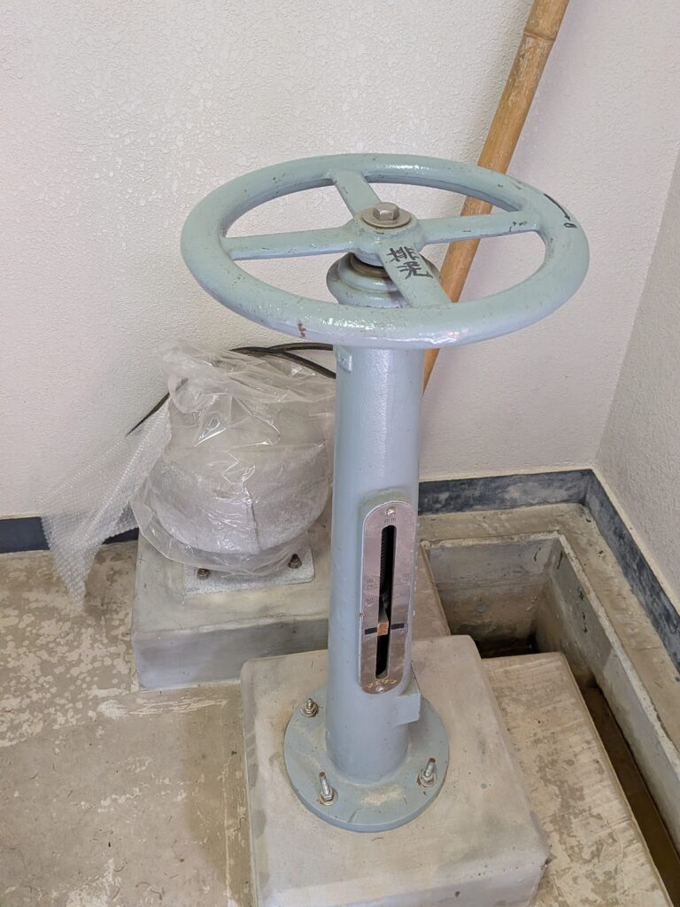 簡易水道事業
別荘地管理
水源なしの簡易水道