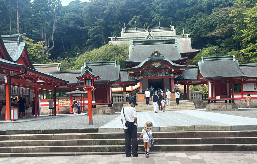 知覧、鹿児島、平和、終戦記念日、霧ヶ峰、ビバルデの丘、霧ケ峰別荘、諏訪市別荘、霧島、焼酎、桜島、西郷隆盛、高千穂、黒豚、鹿児島牛、国分、薩摩切子