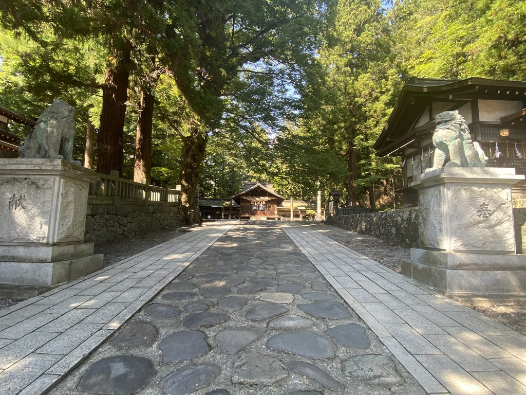 霧ヶ峰 神社 参拝 観光 薙鎌
スキー場 眺望 諏訪湖 絶景
山の神社 八ヶ岳 富士山 中央アルプス 南アルプス 車山 蓼の海 大見山 展望台 ビバルデの丘 秋 紅葉スポット アスレチック レジャー 長野県 下諏訪 万治の石仏 岡本太郎 新田次郎 諏訪大社 春宮 秋宮 いぼ石 杉 浮島 神楽殿